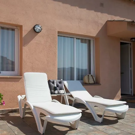 Family * טוסה דה מאר